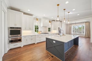 Elyton Dr-S2001-023.jpg