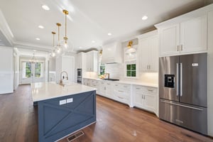 Elyton Dr-S2001-026.jpg