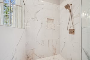 Elyton Dr-S2001-045.jpg