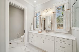 Elyton Dr-S2001-046.jpg