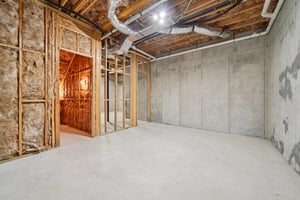 Elyton Dr-S2001-067.jpg