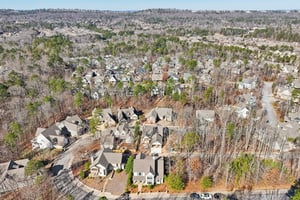 Elyton Dr-S2001-084.jpg