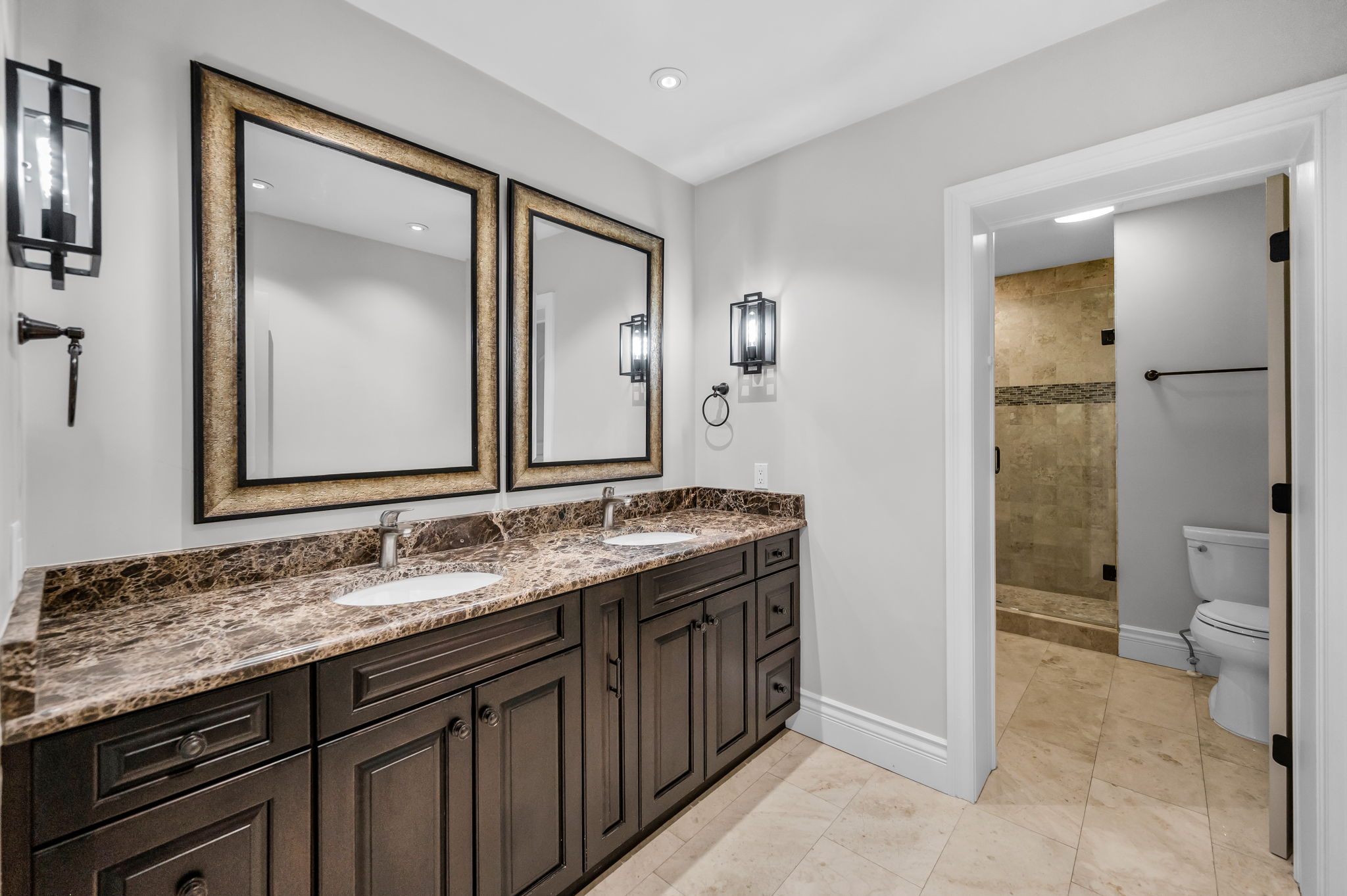 Bathroom2a
