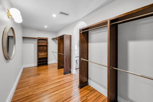 Master Bedroom Walk-in Closet1a