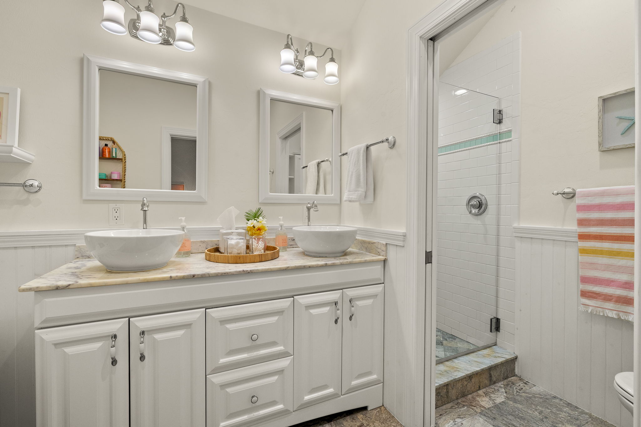 Guest Bathrom 1 of 2