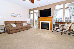 FAMILY ROOM2