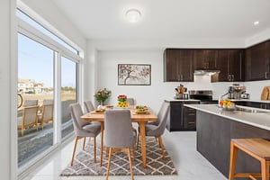 DSC00487 virtually staged.jpeg