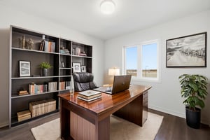 DSC00514 virtually staged.jpeg