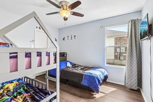 Sleepy Village-S1007-021.jpg