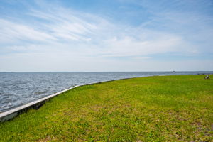 132-Swan-Circle-10
