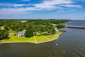 132-Swan-Circle-29-Lot-Lines