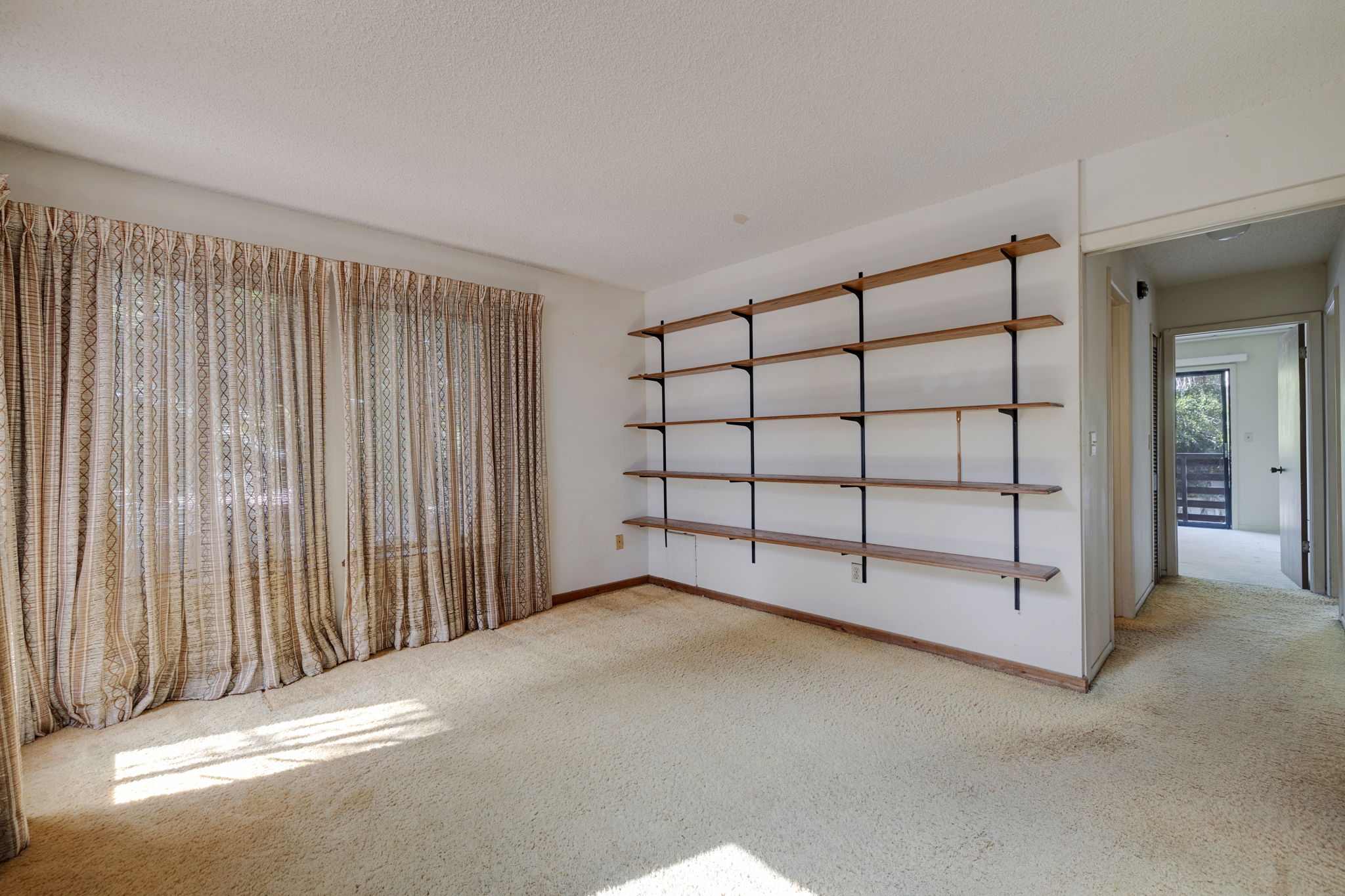 AB3_1320 Coral Way S-24