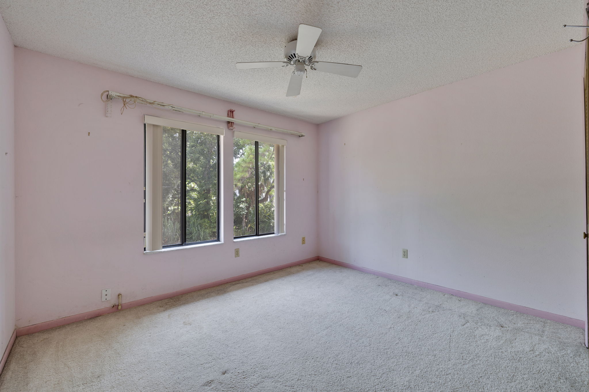 AB3_1320 Coral Way S-26
