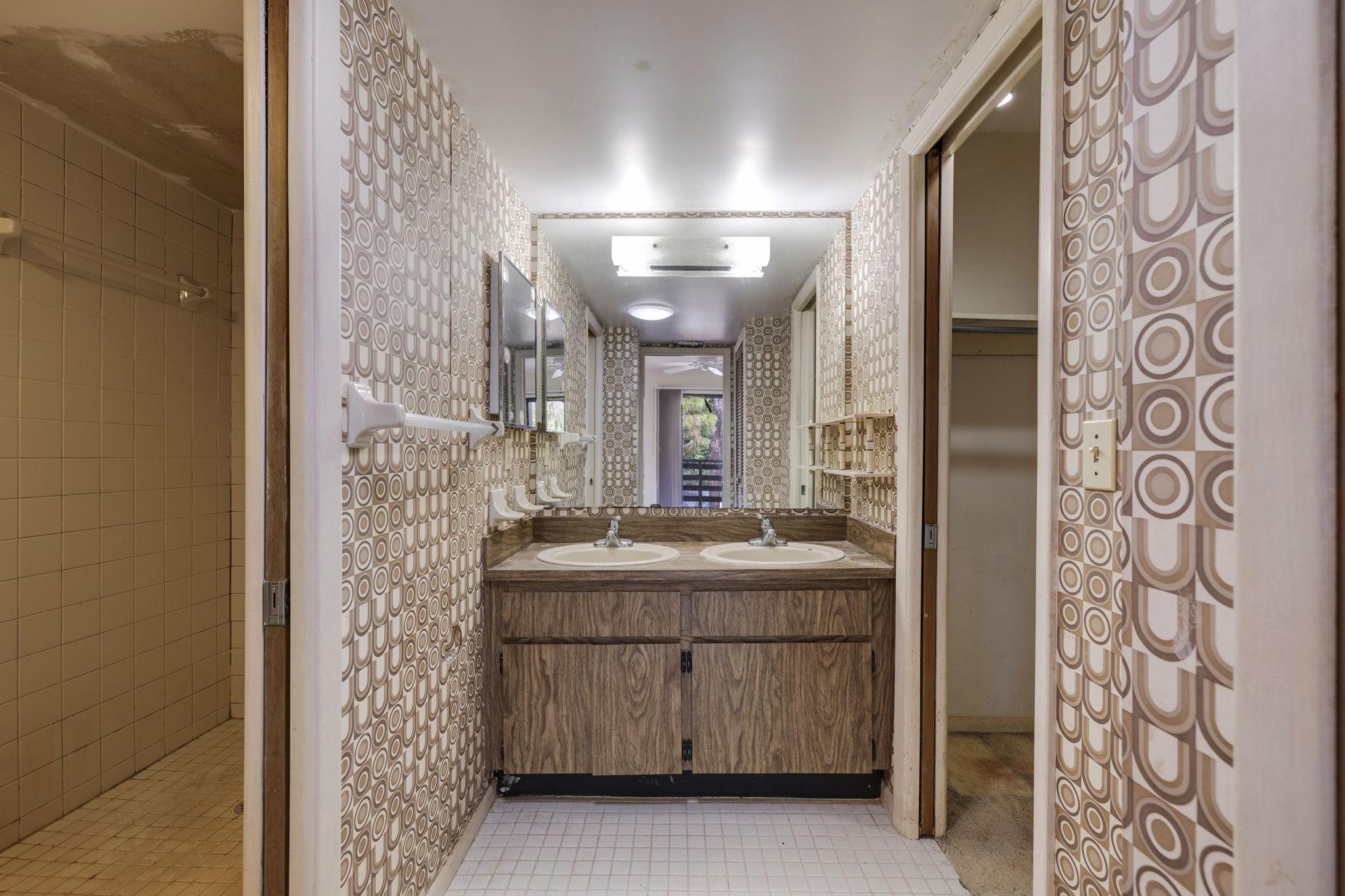 AB3_1320 Coral Way S-31