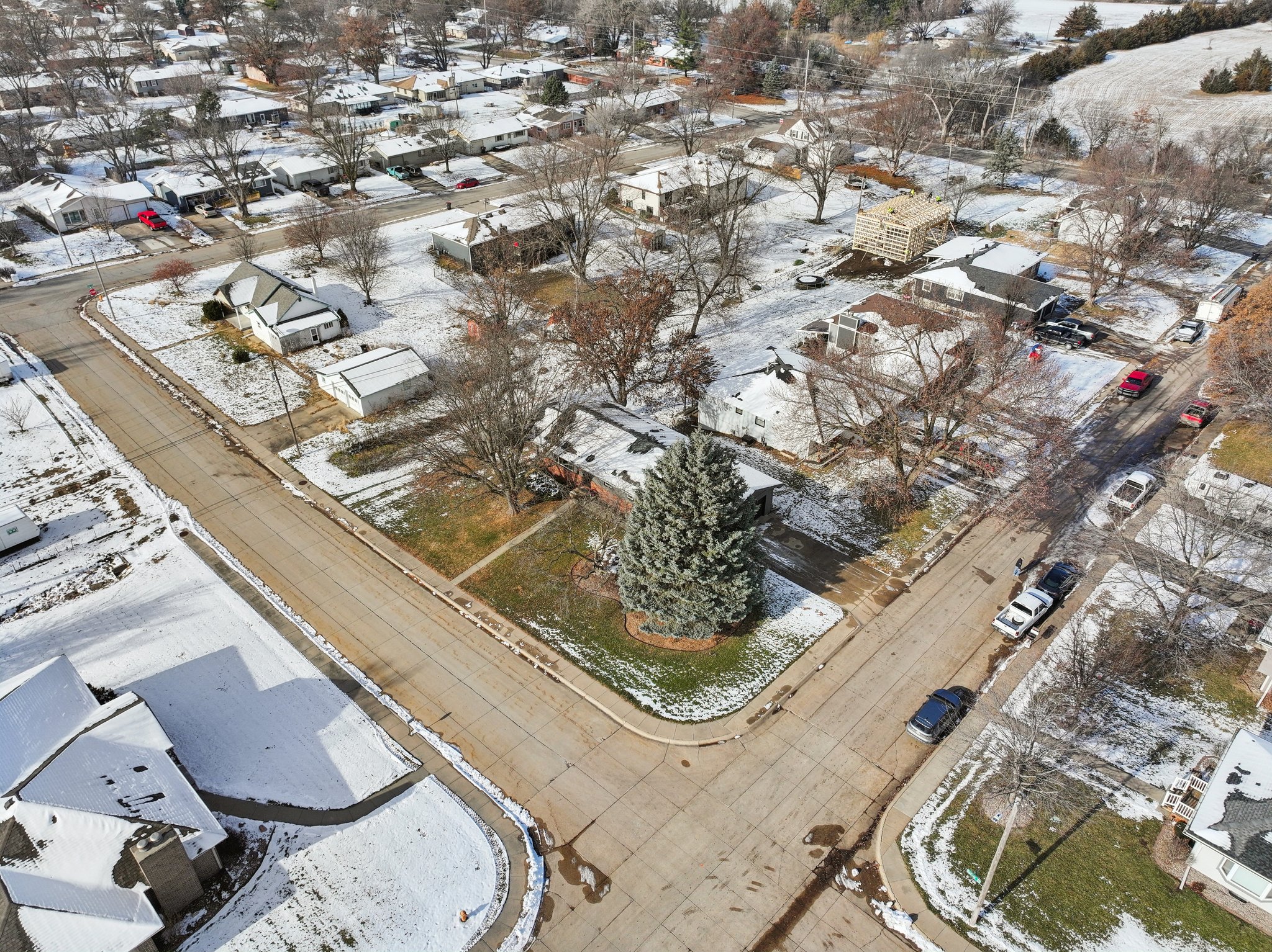 7648 - 1320 Darwin St_006.jpg