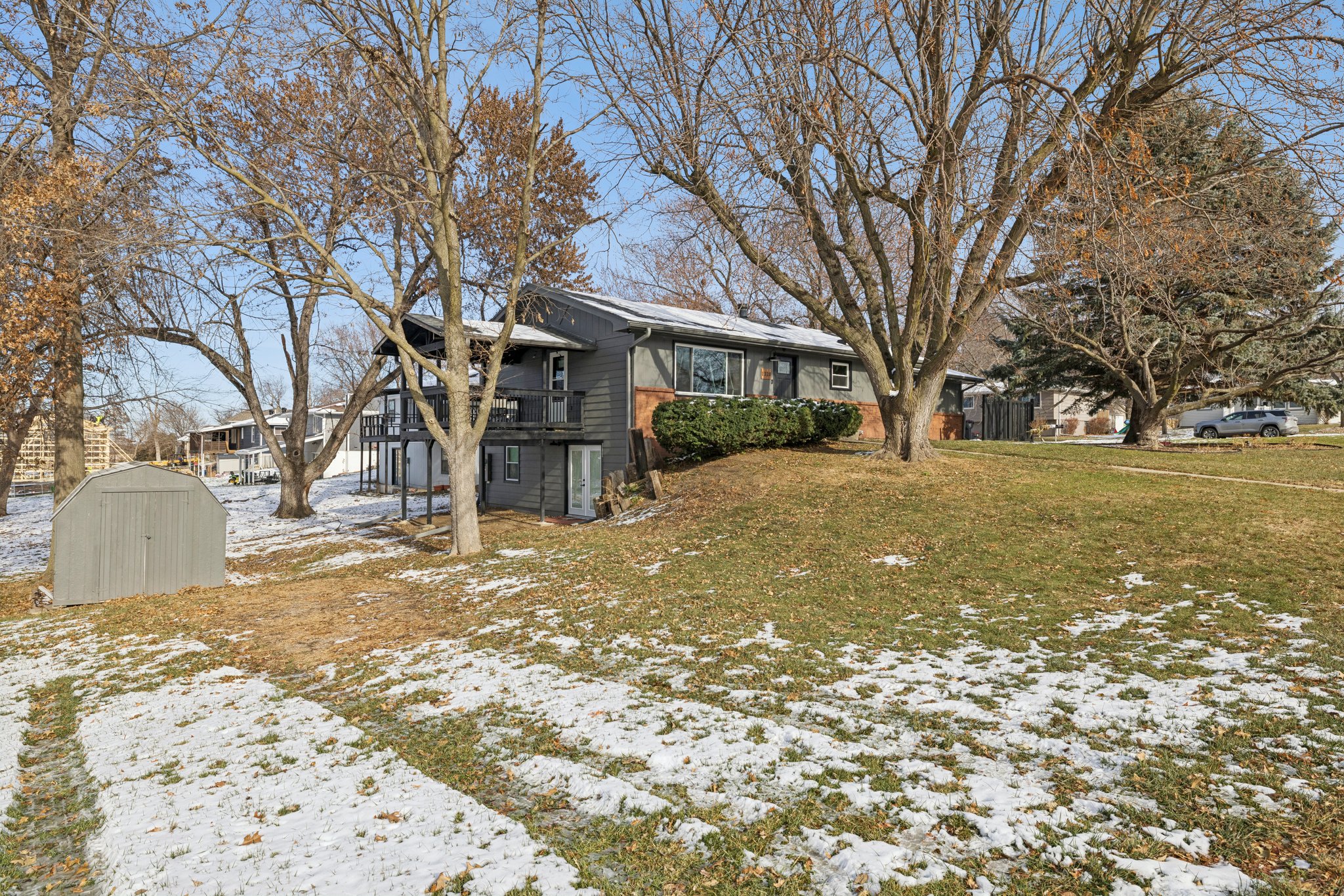 7648 - 1320 Darwin St_001 (2).jpg