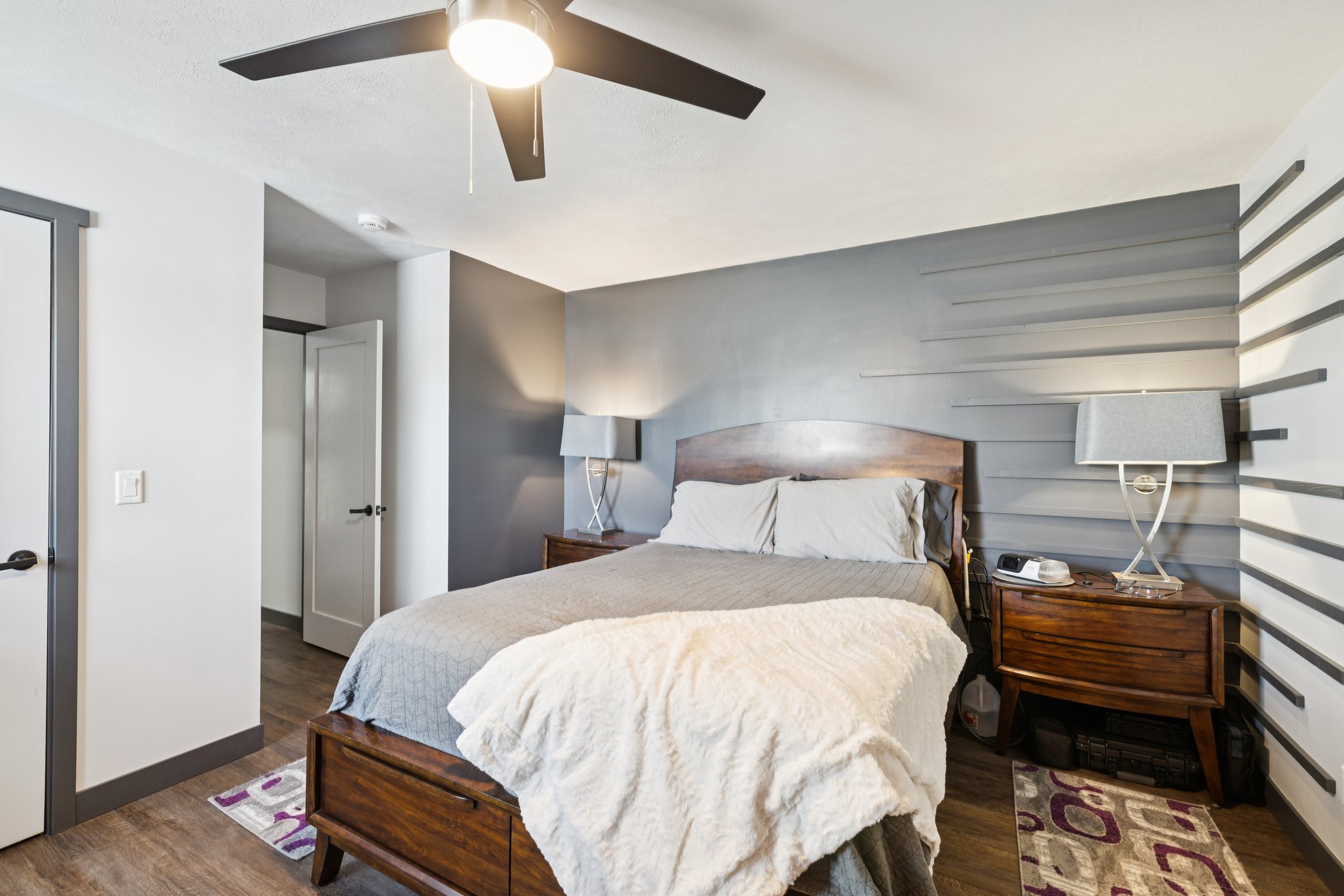 7648 - 1320 Darwin St_014.jpg