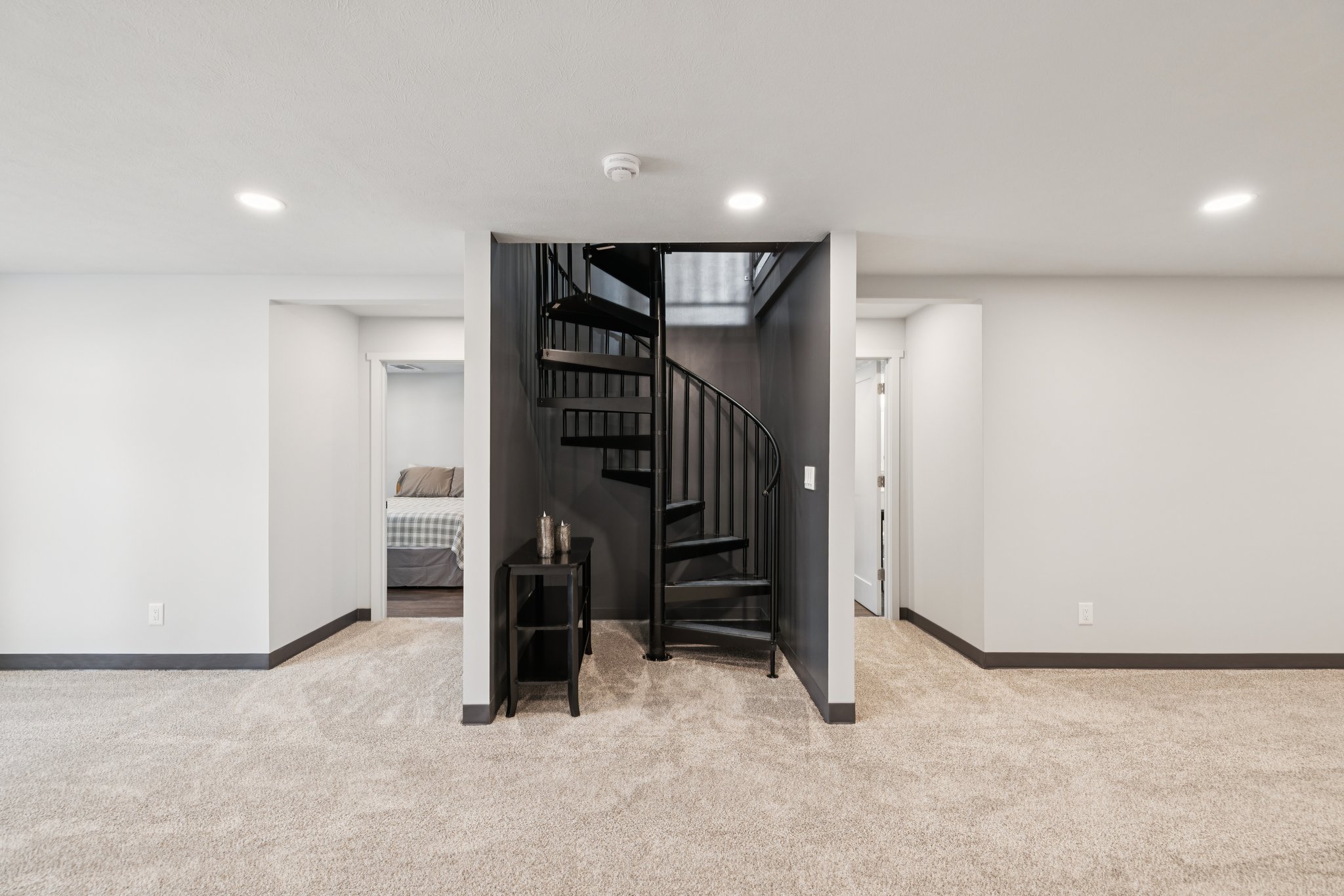 7648 - 1320 Darwin St_024.jpg