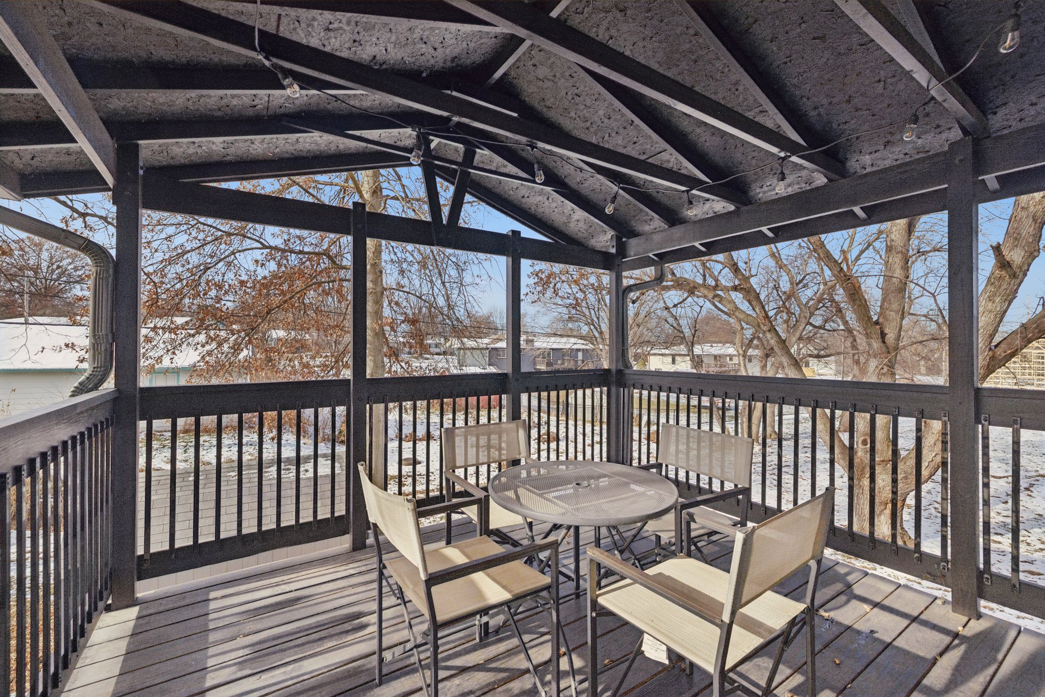 7648 - 1320 Darwin St_029.jpg