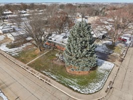 7648 - 1320 Darwin St_003.jpg