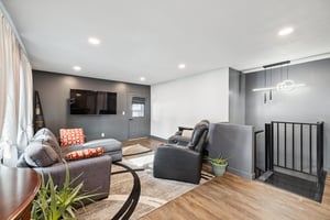 7648 - 1320 Darwin St_005 (2).jpg