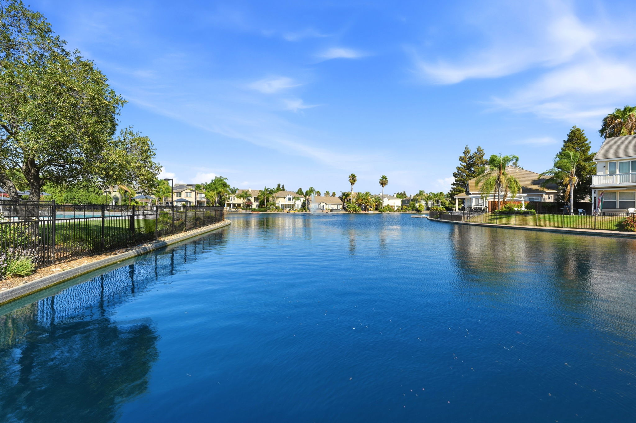 065_F8_1320 Eastlake Cir