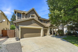 003_F8_1320 Eastlake Cir