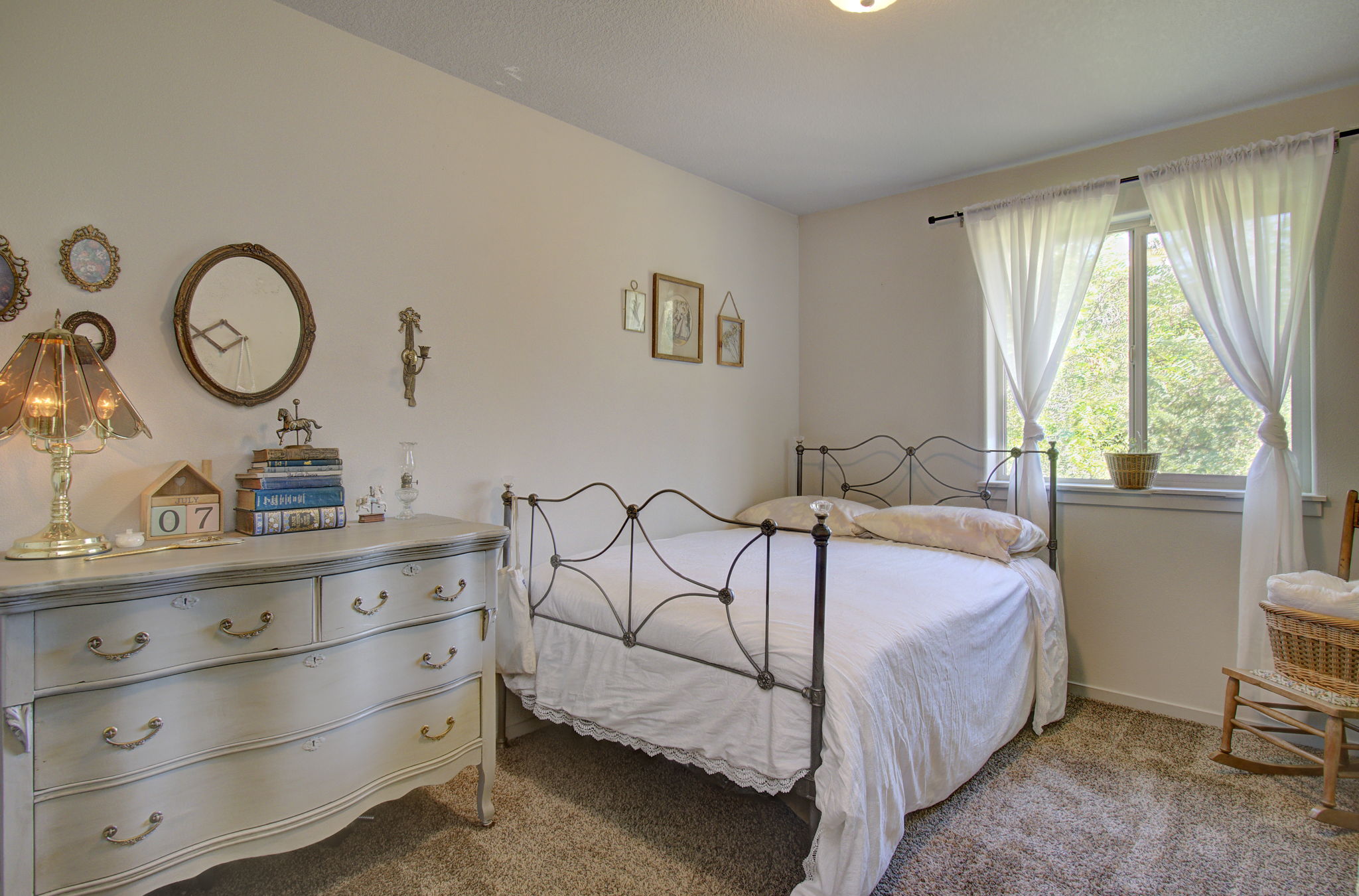 03 3rd bedroom