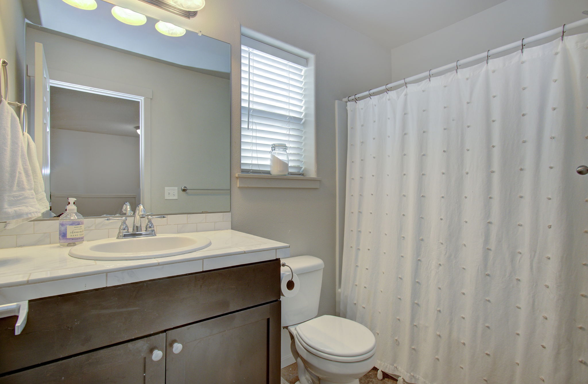 03 bathroom