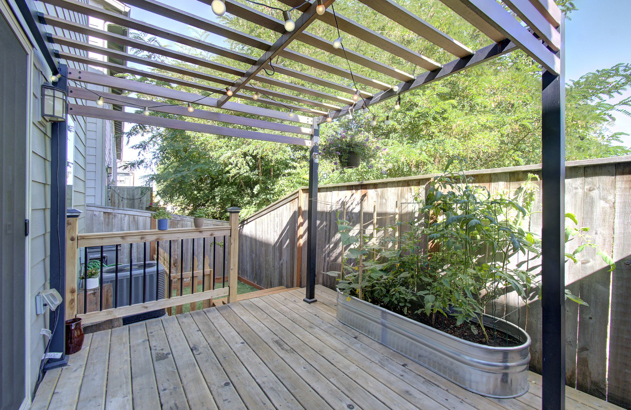 04 deck 2
