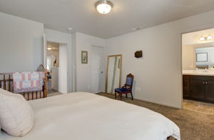 03 primary bedroom3