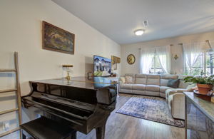 02 family room