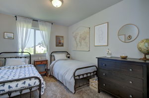 03 2nd bedroom