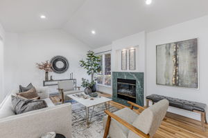 007_1320 Oak Ave