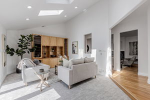 013_1320 Oak Ave