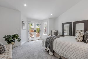 031_1320 Oak Ave