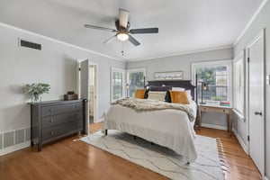 Redbud Dr-S0907-030.jpg