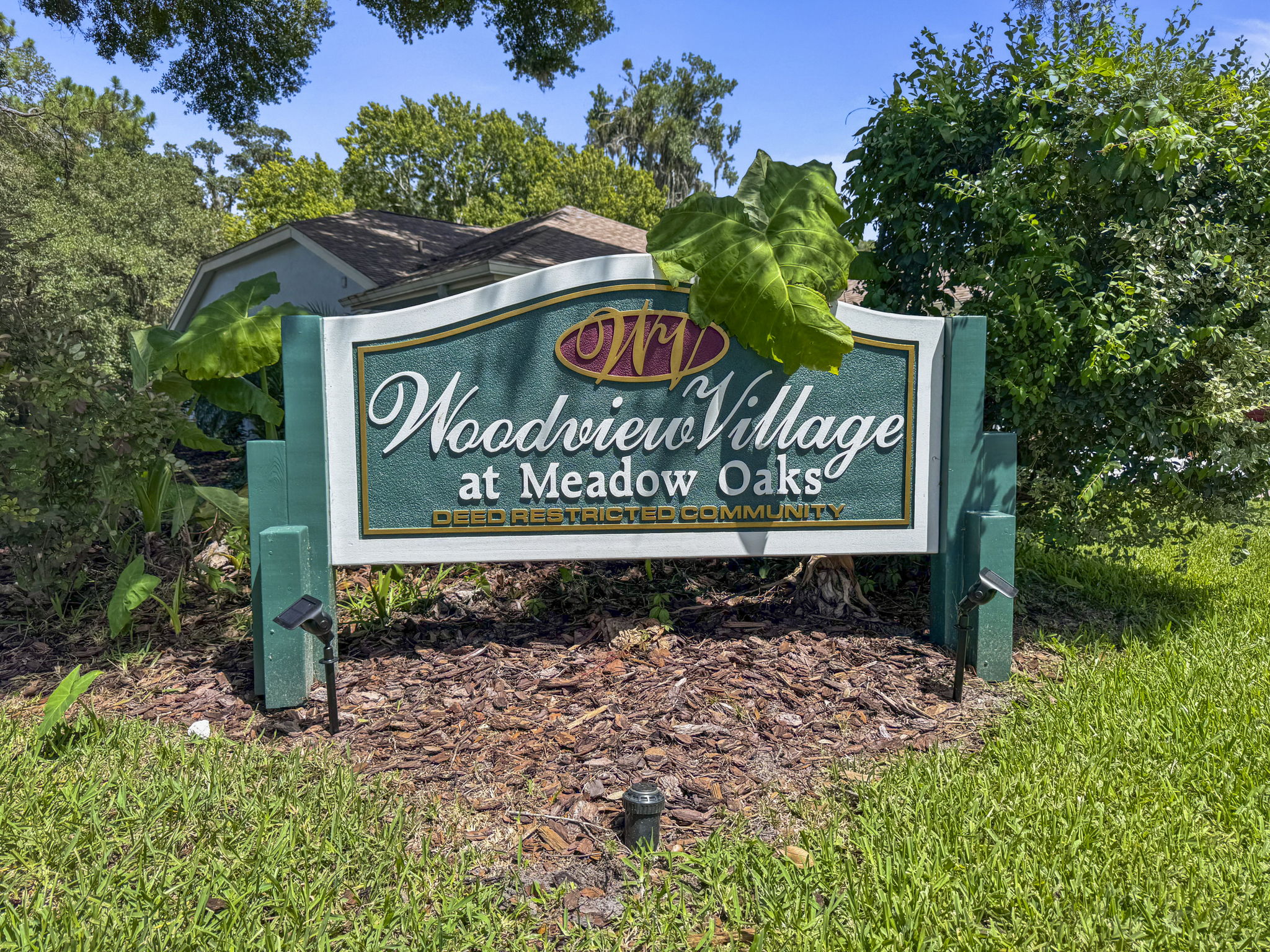 Community Sign Woodview Village Meadow Oaks - IMG_7355