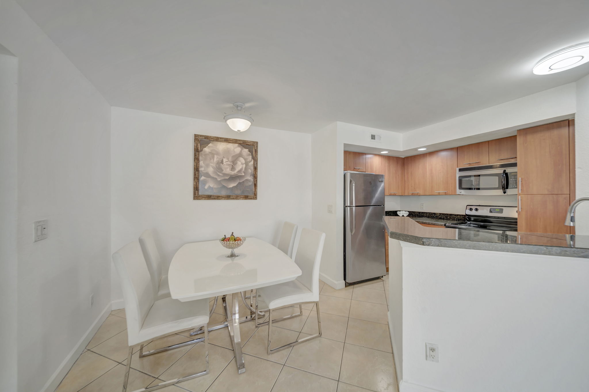 10207 Sunrise Lakes Blvd #204, Sunrise, FL 33322, US Photo 12