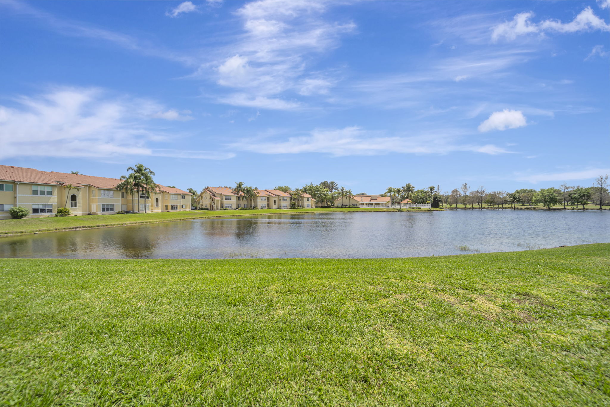 10207 Sunrise Lakes Blvd #204, Sunrise, FL 33322, US Photo 29