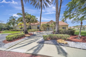 10207 Sunrise Lakes Blvd #204, Sunrise, FL 33322, US Photo 38