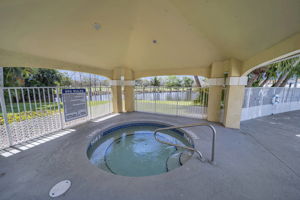 10207 Sunrise Lakes Blvd #204, Sunrise, FL 33322, US Photo 43