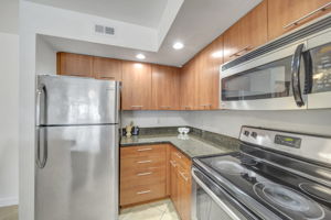 10207 Sunrise Lakes Blvd #204, Sunrise, FL 33322, US Photo 16