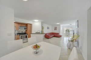 10207 Sunrise Lakes Blvd #204, Sunrise, FL 33322, US Photo 19