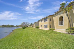 10207 Sunrise Lakes Blvd #204, Sunrise, FL 33322, US Photo 32