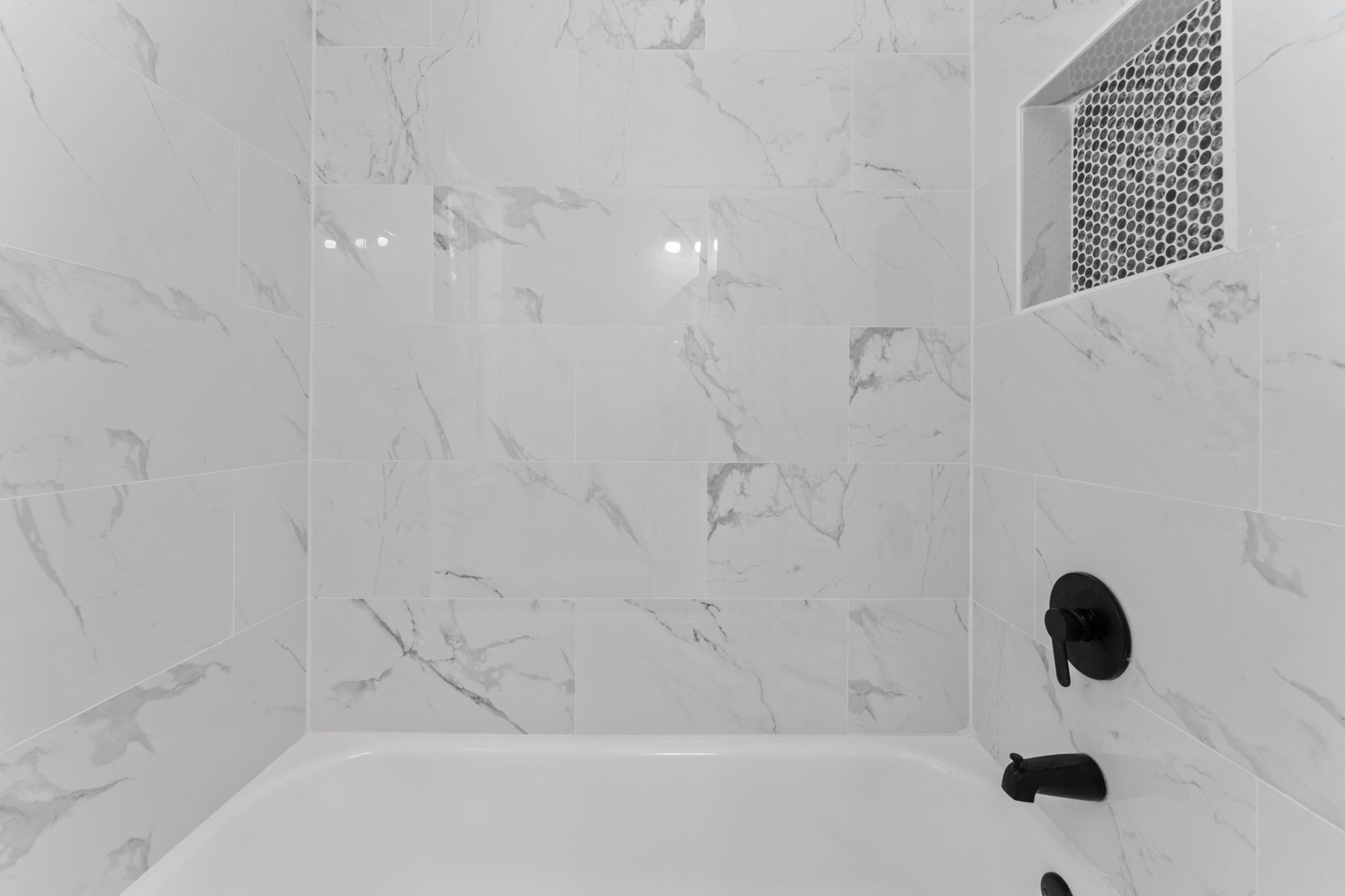 Primary Suite - Bathroom