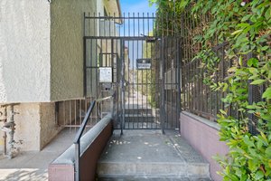  Photo 39