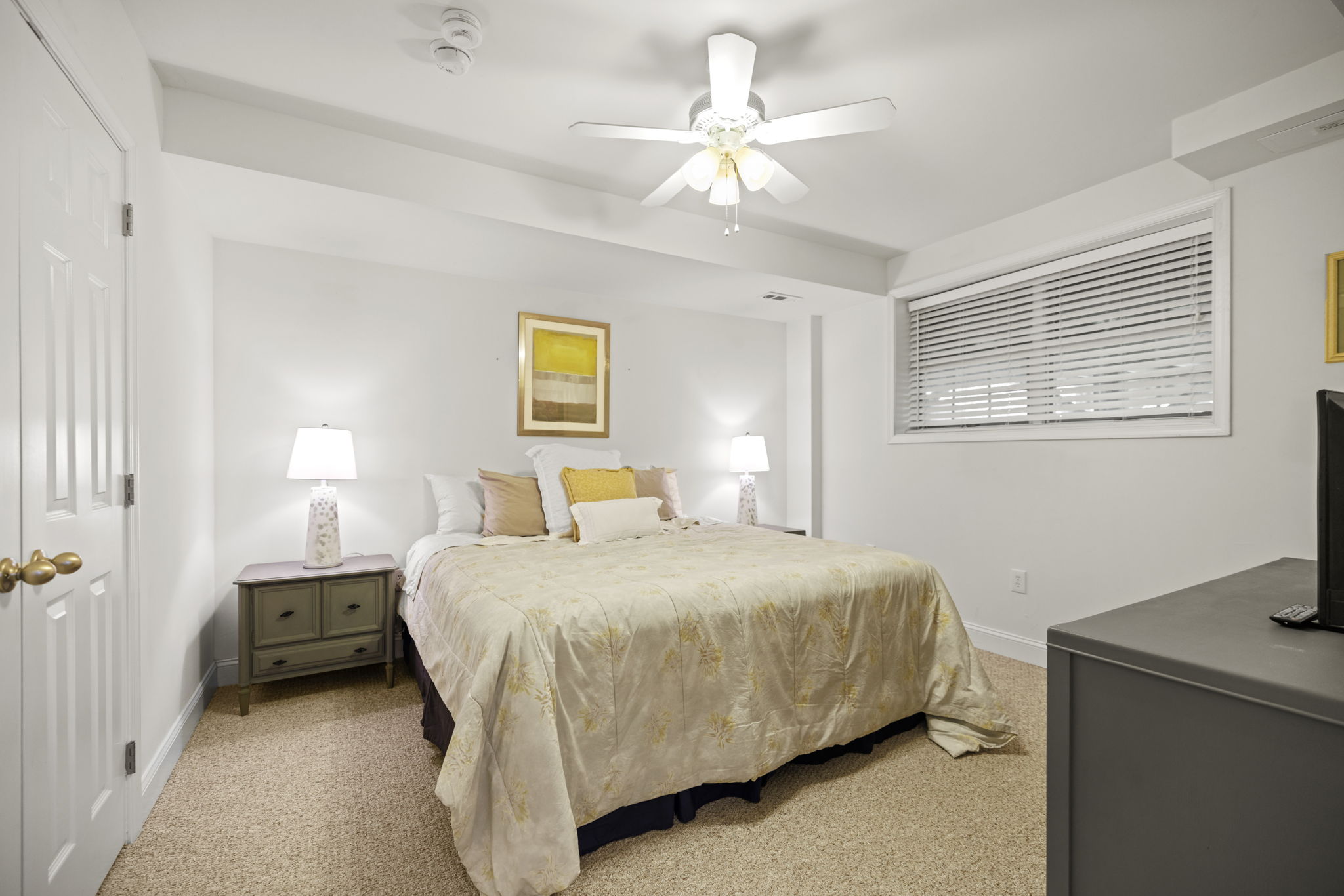 Lower Level Bonus Room