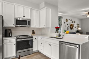 16-Kitchen