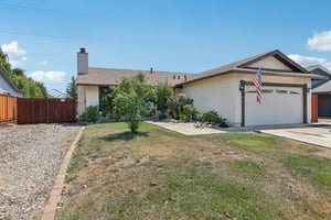 Heather Ln-0506-005.jpg